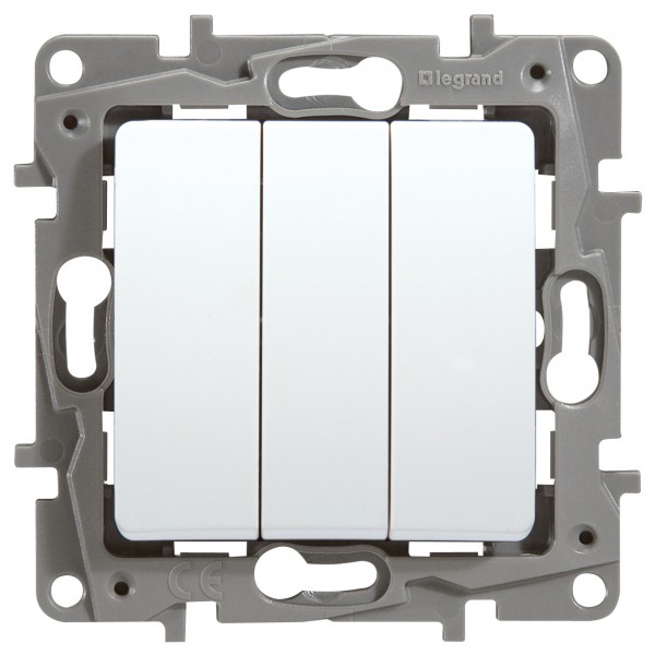 Выключатель трехклавишный Legrand Etika Plus (белый) 672213 - стоимость без ндс